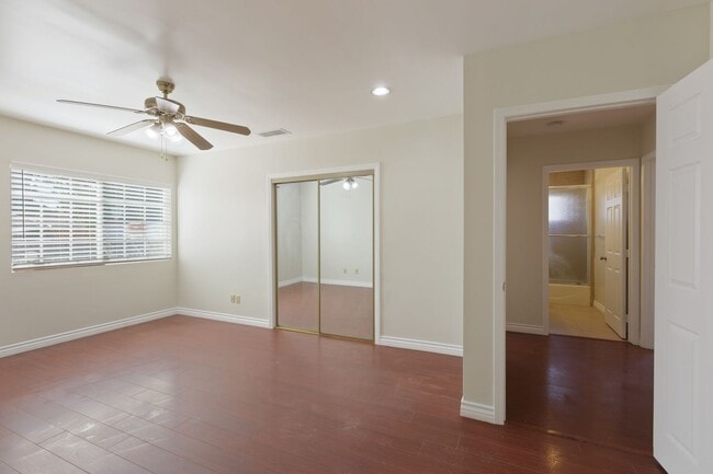 Building Photo - Spacious Mission Hills Home – Modern Comfort in a Prime Location!