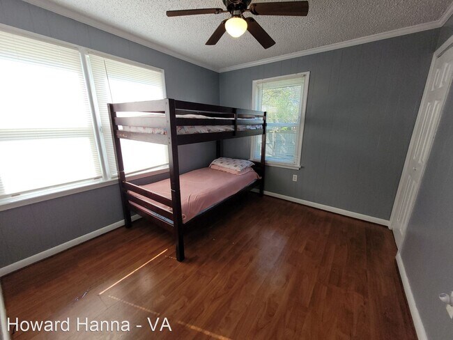Building Photo - 4 br, 2 bath House - 106 Gee Street