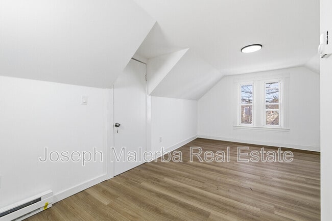 Building Photo - 159 Connecticut Ave