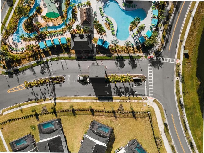 Building Photo - 4702 Sleepy Hollow Dr