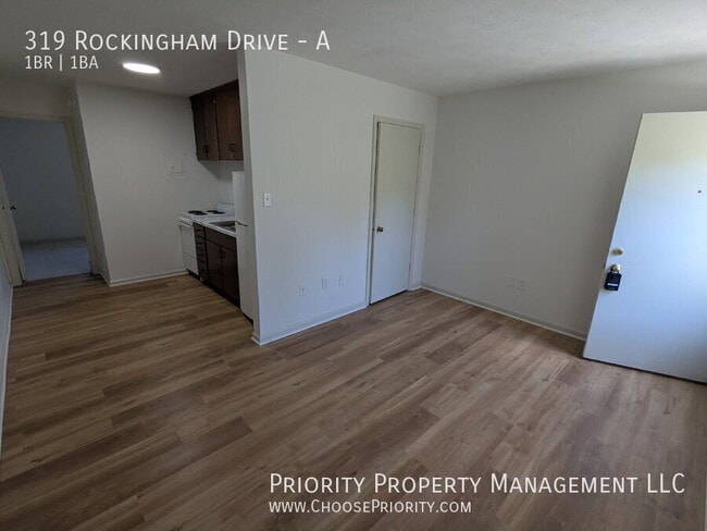 Building Photo - 319 Rockingham Dr