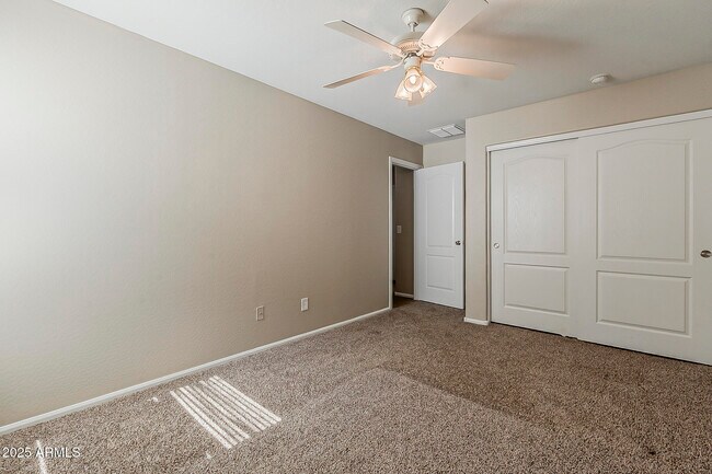 Building Photo - 7358 N 72nd Ave