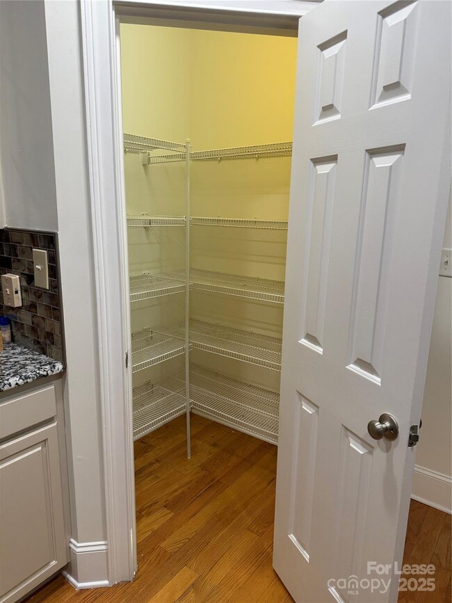 Building Photo - 5919 Newell Dr