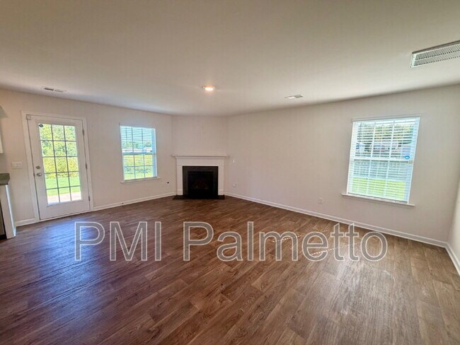 Building Photo - 417 Spearman Ct