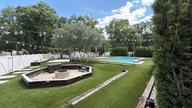 Building Photo - 4452 Seven Canyons Dr