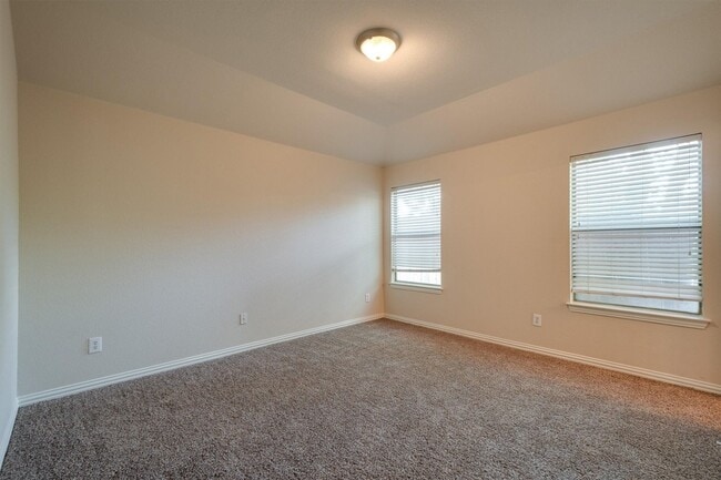 Building Photo - 121 Cliff Height Cir