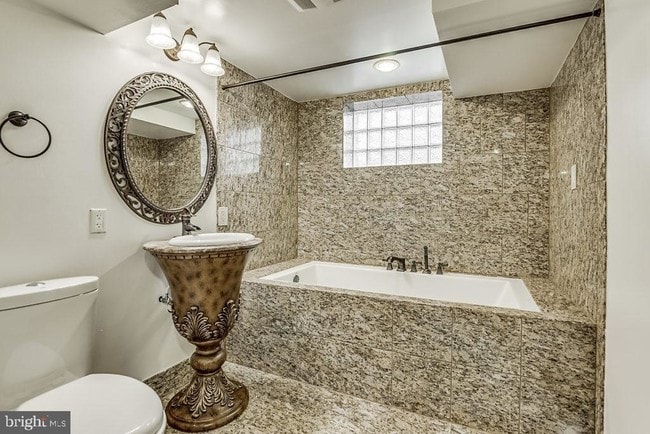 Building Photo - 6306 Yellowstone Dr