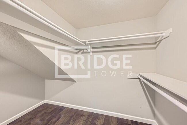 Building Photo - 1203 Mayweather Ln