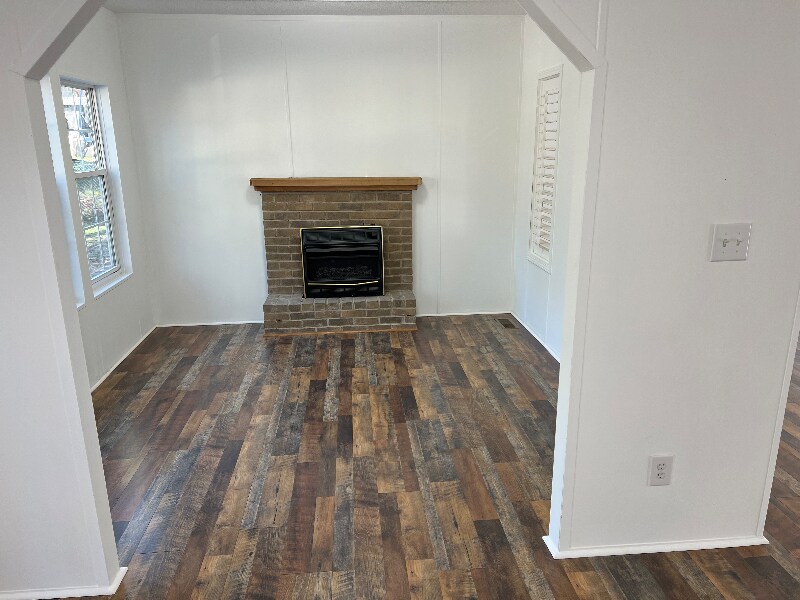 Building Photo - 819 Pitt Ave