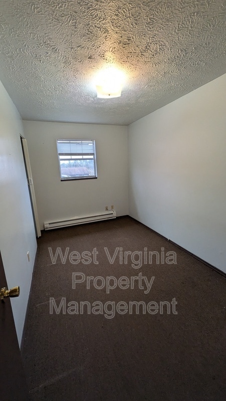 Building Photo - 11 Lair of II