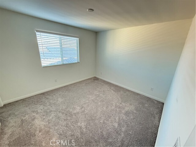 Building Photo - 4461 Hickory Ct