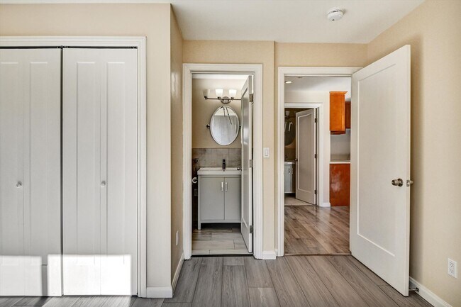 Building Photo - Millbrae 2BR / 2BA Apartment with Private Entrance, Huge Patio & Parking – Near BART, Caltrain & SFO