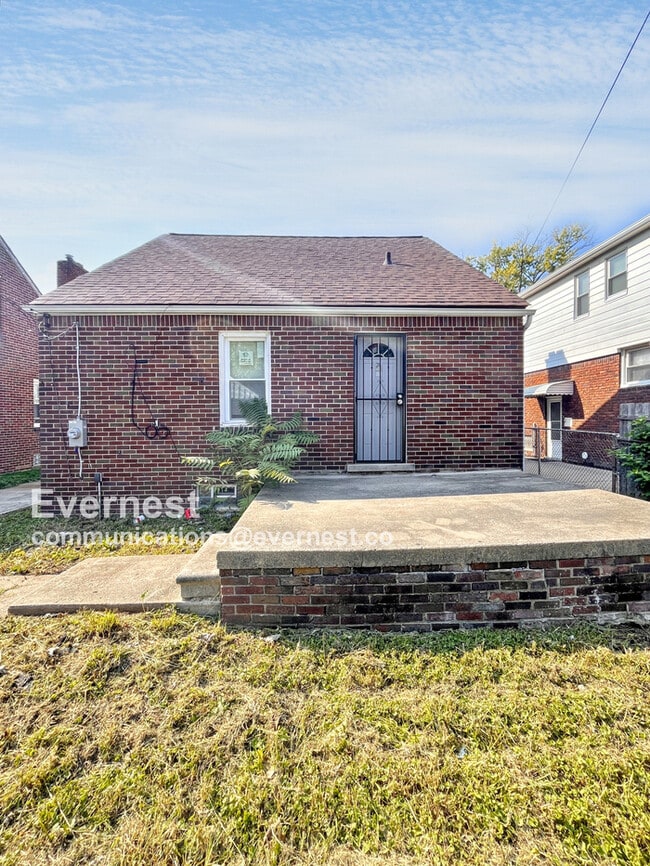 Building Photo - 12076 Laing St