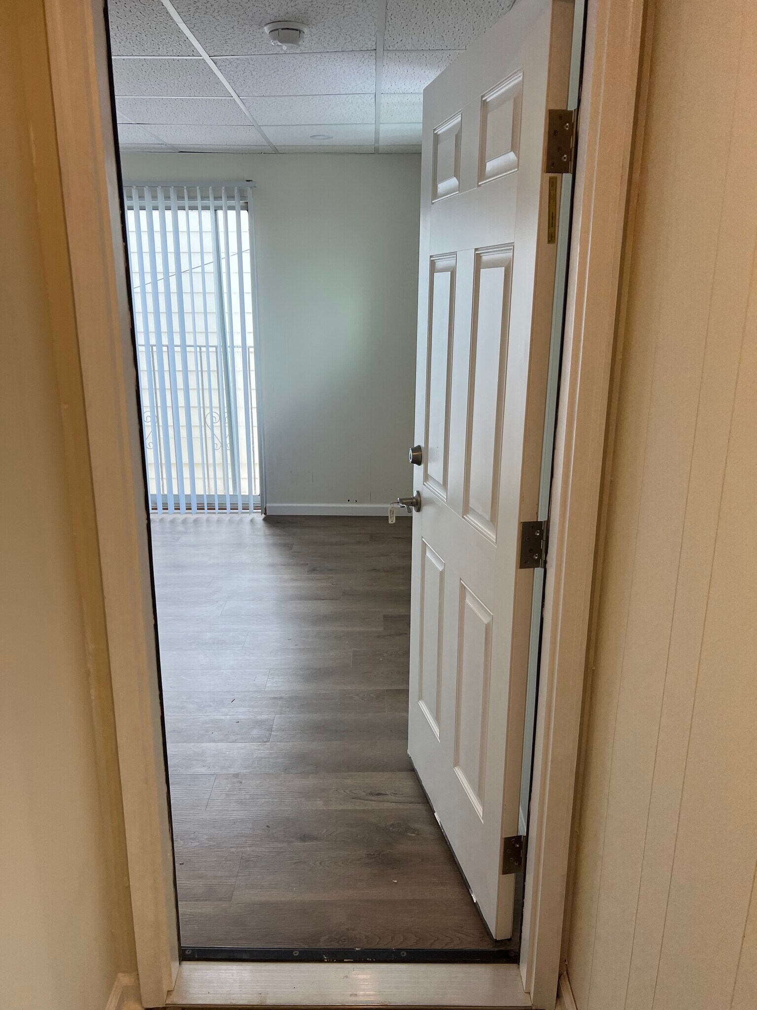 Entrance - 300 Huntingdon Pike