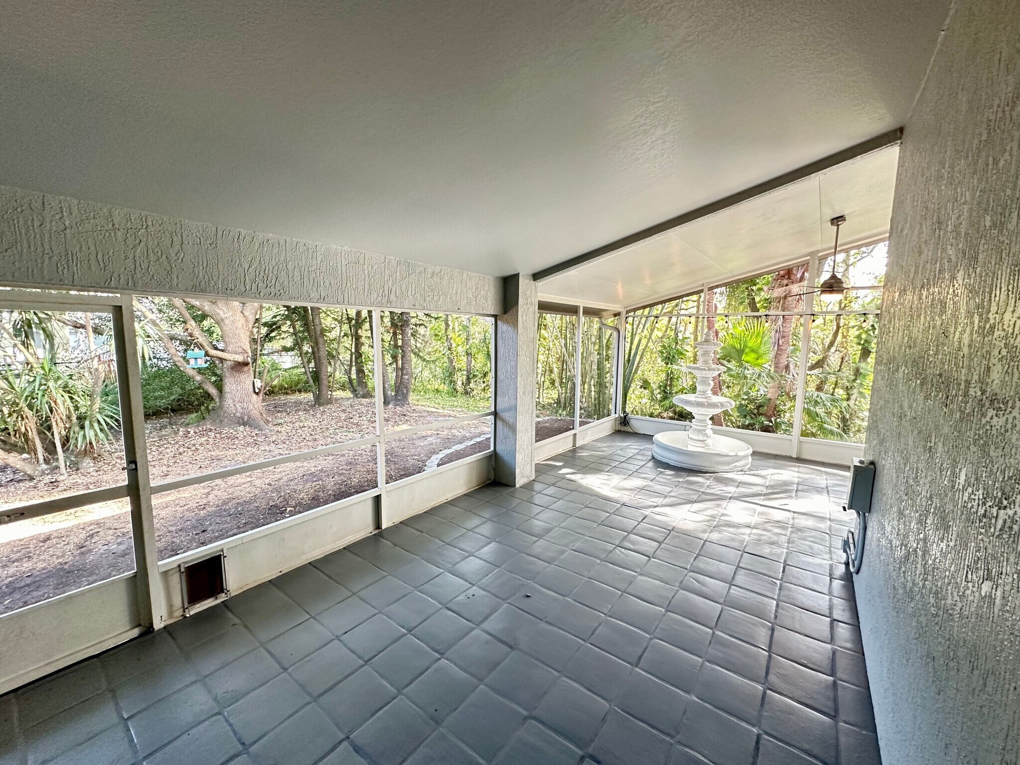 Building Photo - 10209 Rivers Trail Dr