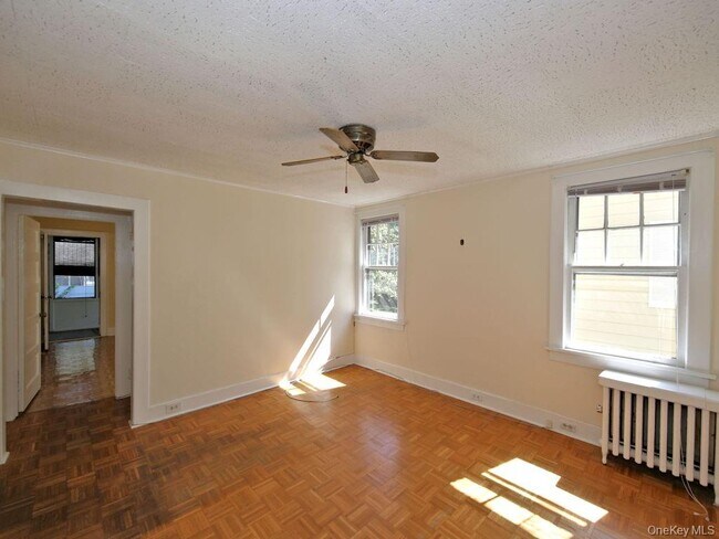 Building Photo - 56 S Lawn Ave