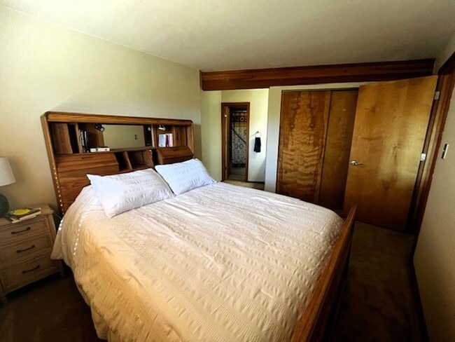 Building Photo - Winter Seasonal Rental- Snowscape 402