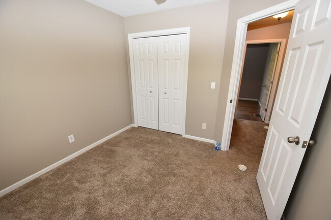Building Photo - Penn Schools executive home on 5 acres in Granger IN!