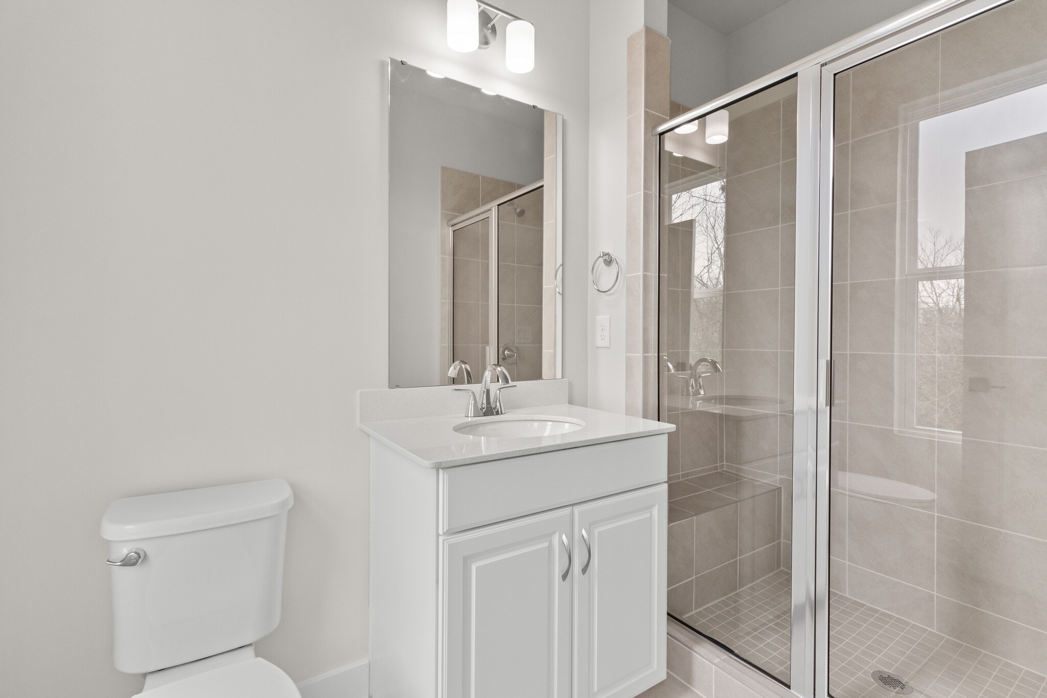 Secondary Bath - 1011 Kokomo Ln