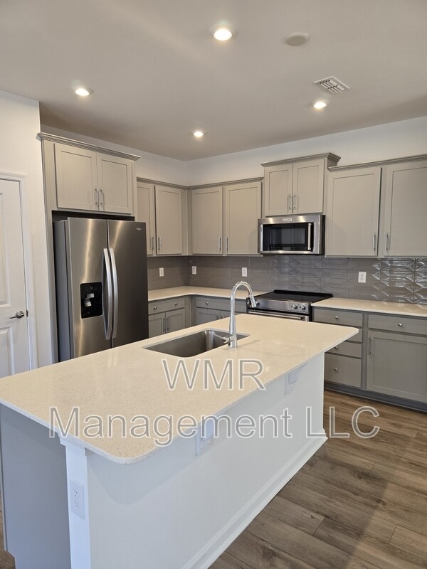 Building Photo - 1846 Teachers House Rd NW