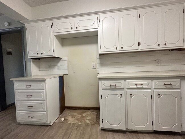 Building Photo - 2 bed unit okc