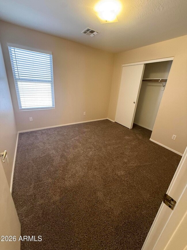 Building Photo - 3236 E Kerry Ln