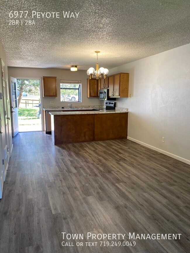 Building Photo - 6977 Peyote Way