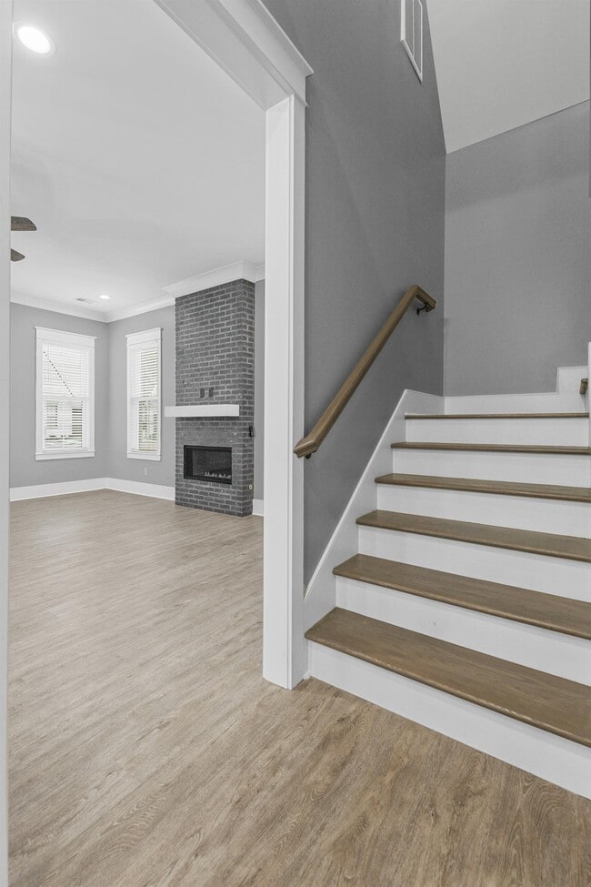 Building Photo - 1705 Double Oak Trl
