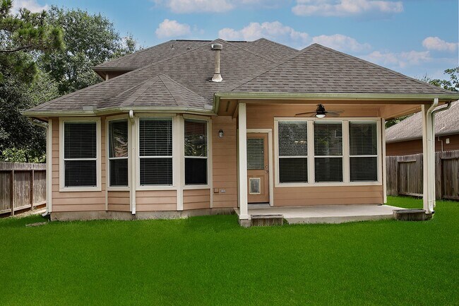 Building Photo - 19 Patina Pines Pl