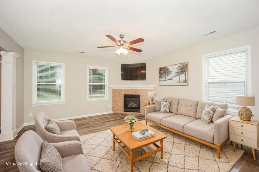 Building Photo - 8949 Crest View Cir