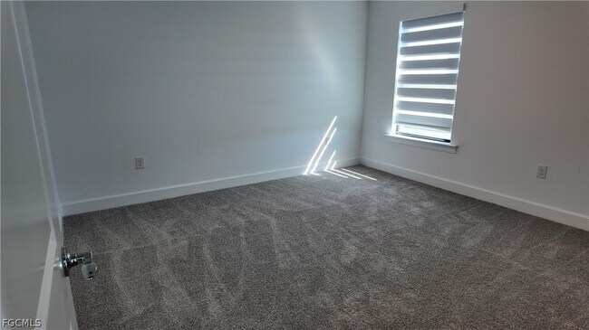 Building Photo - 3700 Passion Vine Dr