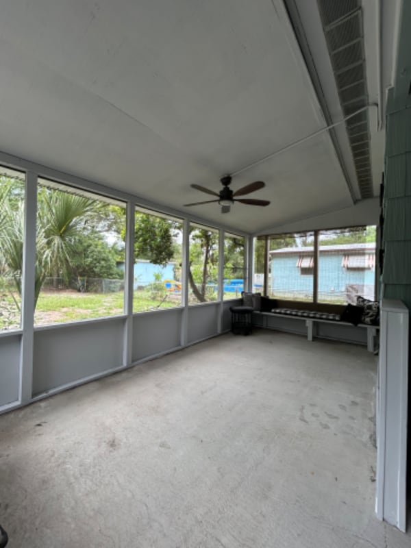 Building Photo - 7424 Roslyn Rd
