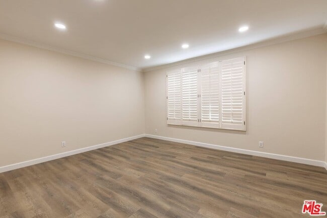 Building Photo - 1509 Greenfield Ave