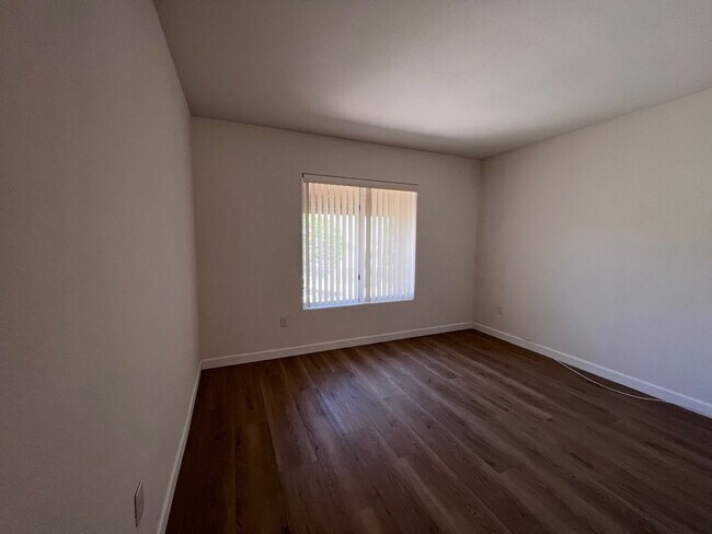 Building Photo - 55+ Sun City Summerlin Two Bedroom - Elko ...