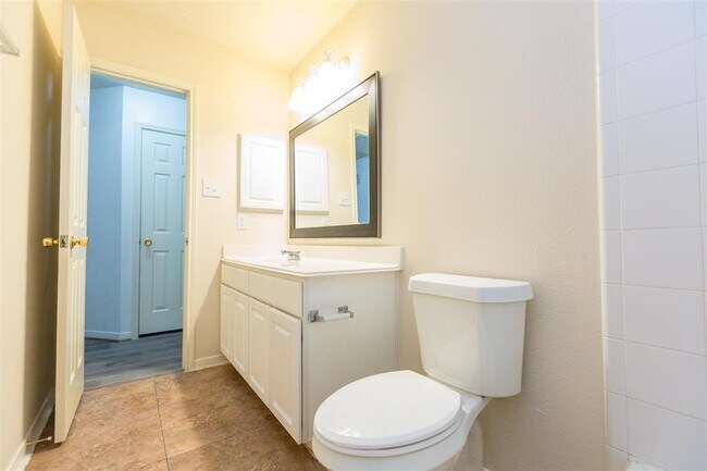 Building Photo - 2659 Cypressvine Dr