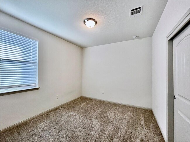 Building Photo - 18301 Calasetta Dr