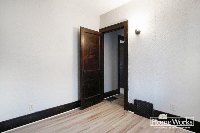 Building Photo - 3610 Vine St