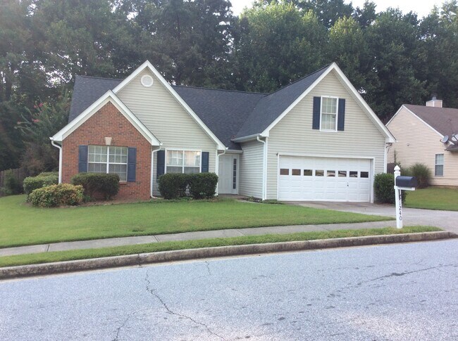 Building Photo - Lovely Ranch Home in Dacula