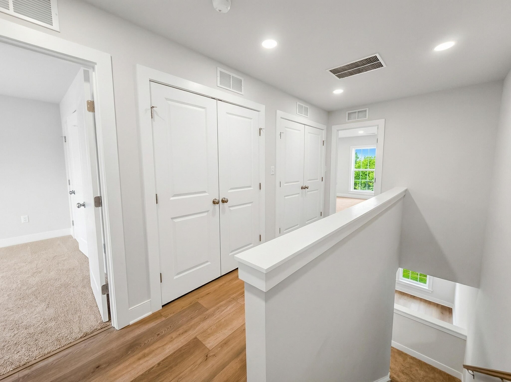 Building Photo - 305 Frederick Way