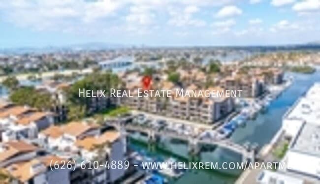 Building Photo - 7322 Marina Pacifica Dr N