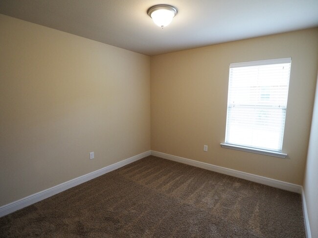 Building Photo - Cozy home in Copperwood Subdivision!