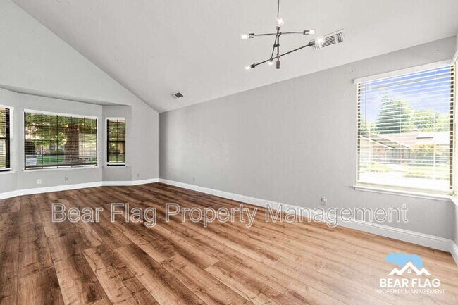 Building Photo - 1601 Wyndham Way
