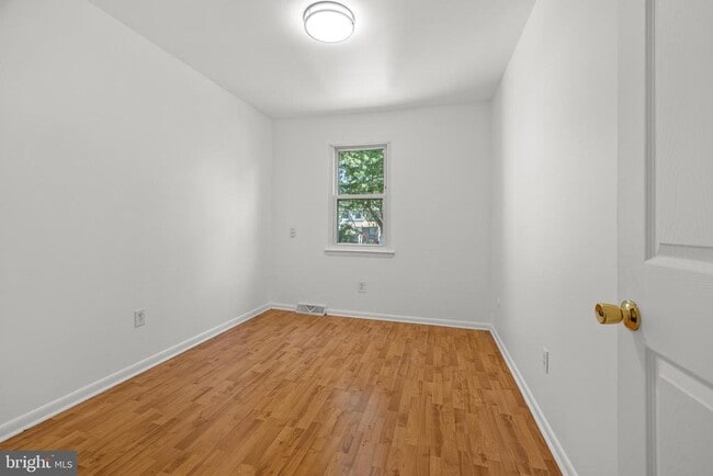 Building Photo - 719 Kilgor Ct