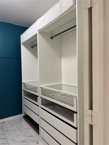 Building Photo - 12424 Ocean Spray Dr