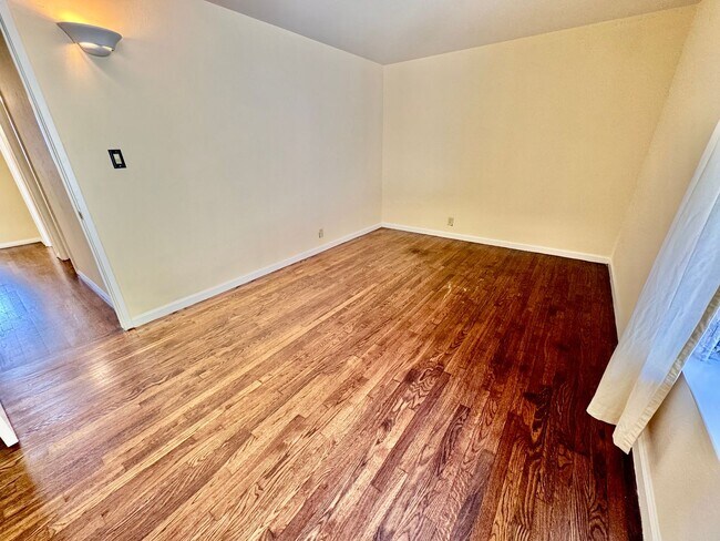 Building Photo - 4367 Nelson Dr