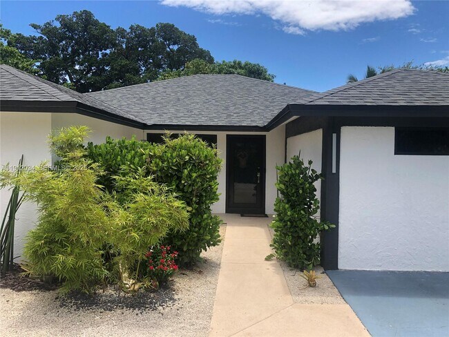 Building Photo - 1418 NW 11th St