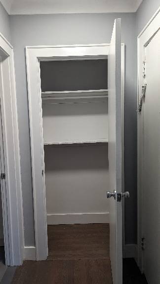 Building Photo - Renovated Modern 2 Bedroom -  No Fee