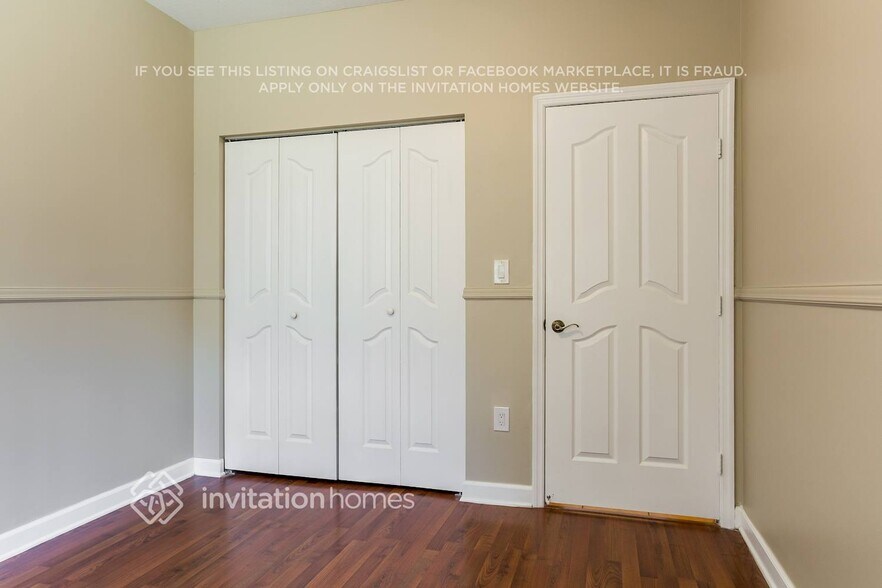 Building Photo - 14438 SW 158th Pl
