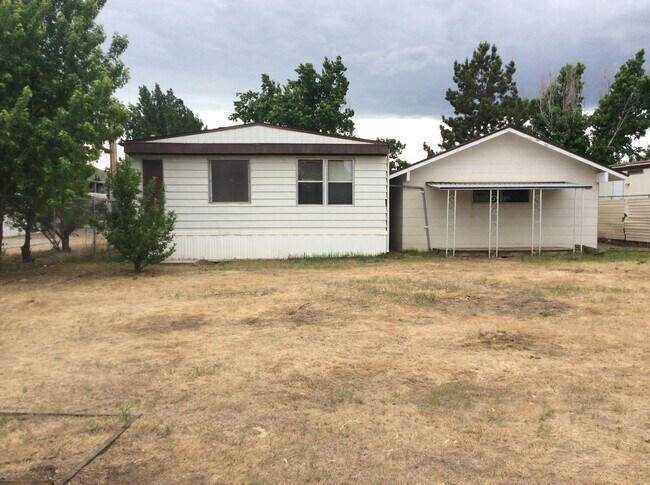 Building Photo - 595 Magnolia Way  Reno, NV 89506