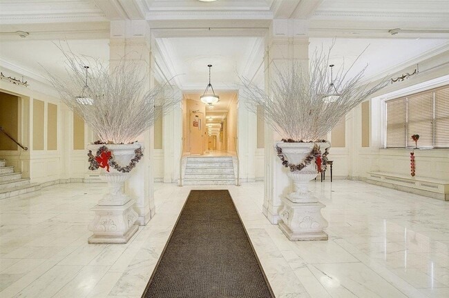 Building Photo - 2600 John F. Kennedy Blvd